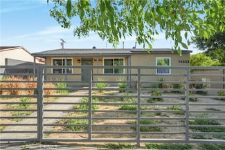 14320 Osborne St, Panorama City, CA 91402
