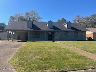 1205 Peggy Ln, Greenwood, MS 38930