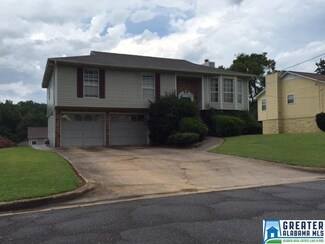9545 Eastpointe Cir, Birmingham, AL 35217
