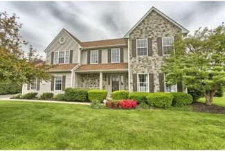 126 Lucinda Ln, Reading, PA 19610