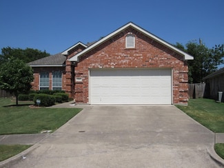 504 Marshall Ct, Irving, TX 75060