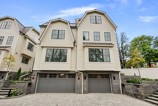 187 Field Point Rd Unit B, Greenwich, CT 06830