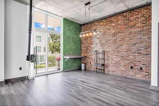 2100 Van Buren St Unit 203, Hollywood, FL 33020