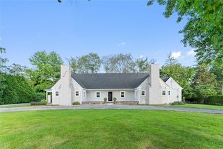 211 Griffen Ave, Scarsdale, NY 10583