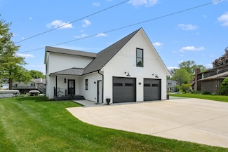 1335 Panama St, Portage, MI 49002