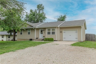 604 Lake Rd, Garden City, MO 64747
