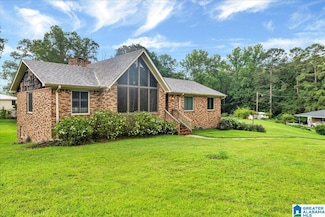 429 Valley St, Adamsville, AL 35005
