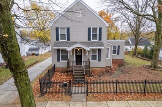 605 E Jackson St, Bloomington, IL 61701