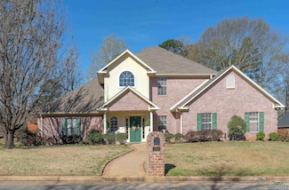 105 Willow Brook St, White Oak, TX 75693