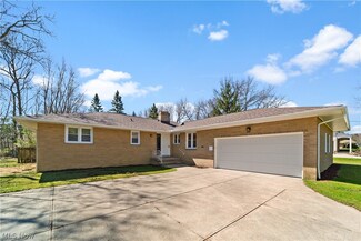 3070 Bramblewood Dr, Broadview Heights, OH 44147