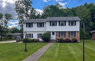 100 Chadwick Ln, Youngstown, OH 44515