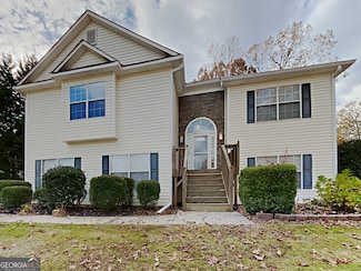 3931 Robindale Dr, Douglasville, GA 30135