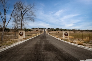 0 Oakwater Unit 1834838, Fredericksburg, TX 78264