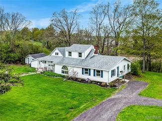 3179 W River Rd, Grand Island, NY 14072