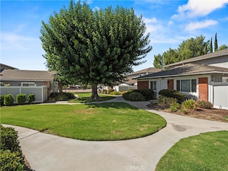 28183 Robin Ave, Santa Clarita, CA 91350