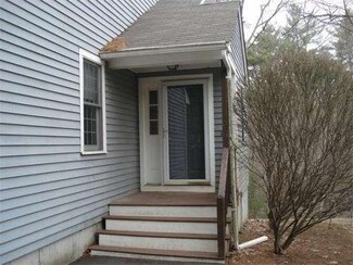 17 Laurelwood Dr, Hopedale, MA 01747