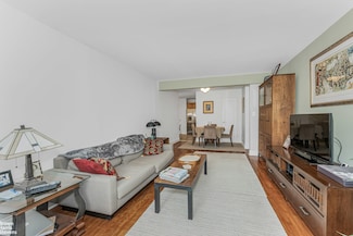 153 Bennett Ave Unit 5F, New York, NY 10040