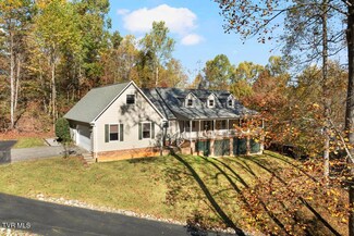 114 Hidden Valley Rd, Johnson City, TN 37601