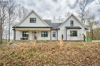 5780 Navilleton Rd, Floyds Knobs, IN 47119