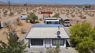 866 E Phillips Rd, Landers, CA 92285