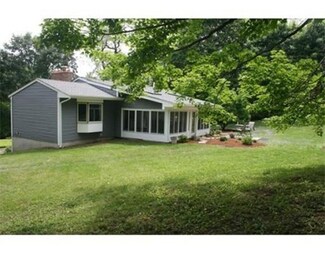 13 Topsfield Rd, Wenham, MA 01984