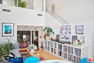 742 N Hudson Ave Unit 2, Los Angeles, CA 90038
