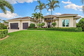 1049 N Waterway Dr, Fort Myers, FL 33919