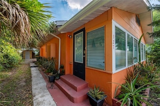 327 E Virginia Ave, Punta Gorda, FL 33950