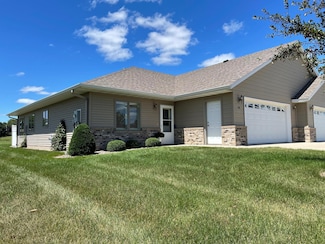 111 Brittany Way SE, Grand Meadow, MN 55936