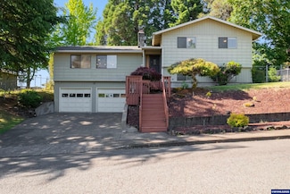 1221 SW Maple St, Dallas, OR 97338