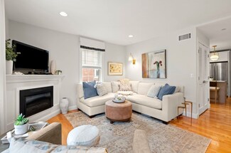 19 Pickman St Unit 3, Salem, MA 01970