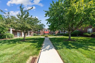 10311 Forest Brook Ln Unit D, Saint Louis, MO 63146