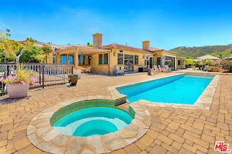 2624 Costebelle Dr, La Jolla, CA 92037