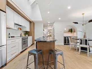 20 Putnam St Unit 2, Somerville, MA 02143