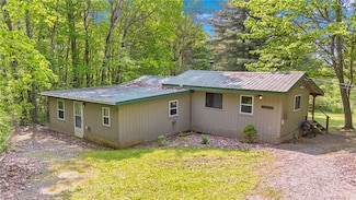 9392 Bronson Rd, Wayland, NY 14572