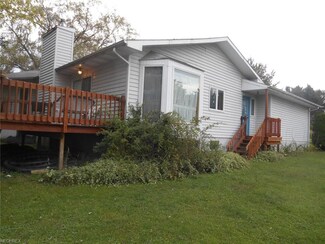 476 Owl Point, Roaming Shores, OH 44084