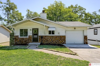2811 S 36th St, Omaha, NE 68105