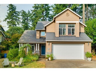 4227 SW Pendleton St, Portland, OR 97221
