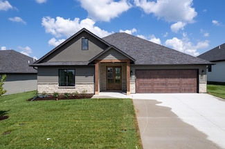 5308 Makana Ln, Columbia, MO 65203