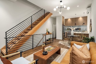 2236 Fairview Ave E Unit B, Seattle, WA 98102