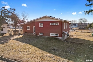 315 3rd St, Buffalo, IA 52728