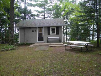 10212 E Tree Lake Rd, Rosholt, WI 54473