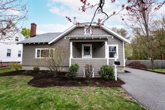 23 Laurel St, Wakefield, MA 01880