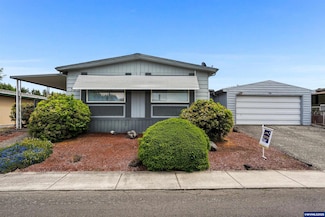 1055 Lockhaven Dr NE, Keizer, OR 97303