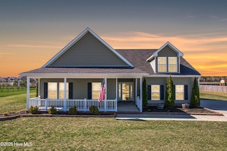 127 Holly Ridge Dr, Moyock, NC 27958