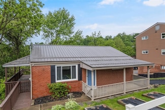 3075 Mount Troy Rd, Pittsburgh, PA 15212