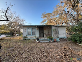 2968 E State Highway 97, Nixon, TX 78140