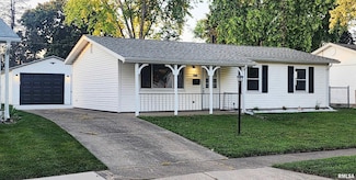 2217 Ramsey Rd, Springfield, IL 62702