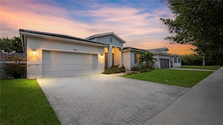 1812 NE 2nd St, Homestead, FL 33033