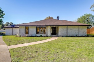 6954 Fox Ridge Ct, Fort Worth, TX 76133